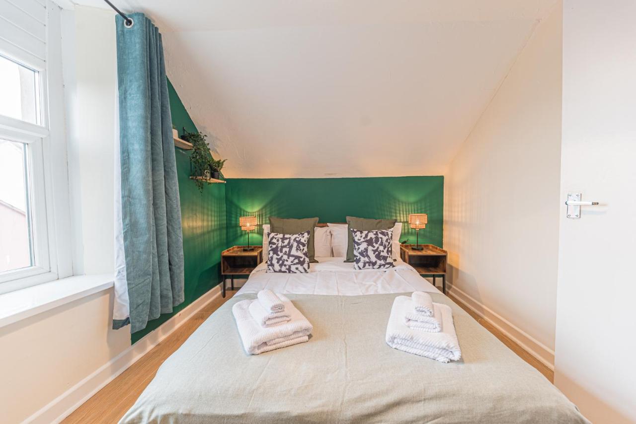 ווייט הייבן Queen Street Apartments מראה חיצוני תמונה